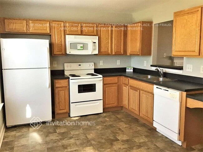 Foto del edificio - 407 Mooseberry Ln