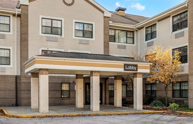 Building Photo - Furnished Studio-South Bend - Mishawaka - ...