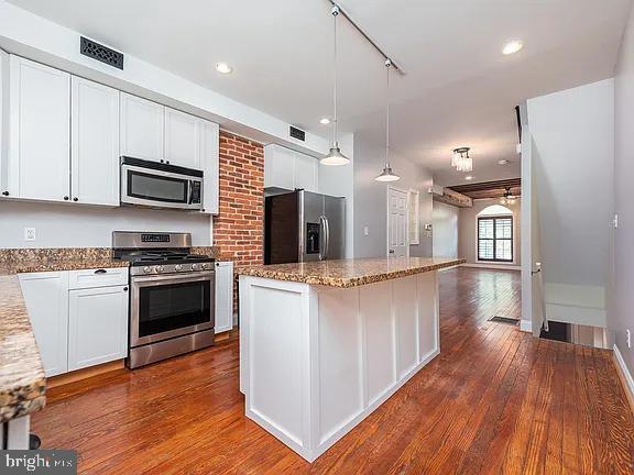 Foto del edificio - 308 S East Ave