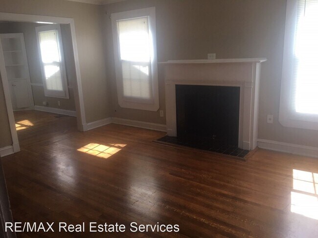 Building Photo - 2 br, 1 bath House - 127 Olive