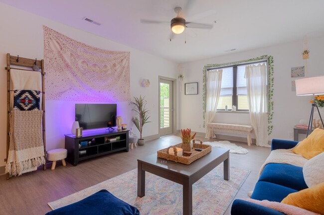 Interior Photo - The Flats