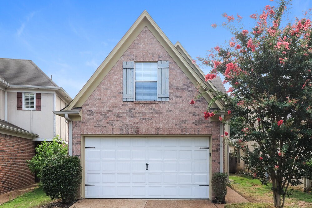 Primary Photo - 1021 Cordova Ridge Pl