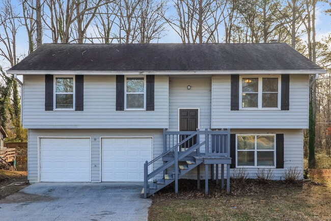 Building Photo - 5375 Olde Mill Dr NE