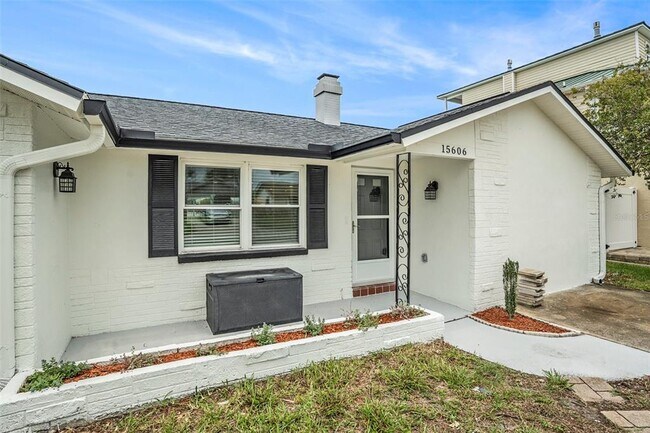 Building Photo - 15606 Allmand Dr