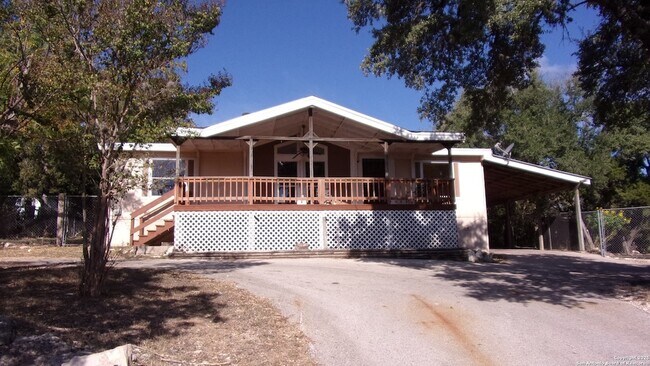 Foto del edificio - 252 Sir Winston Dr