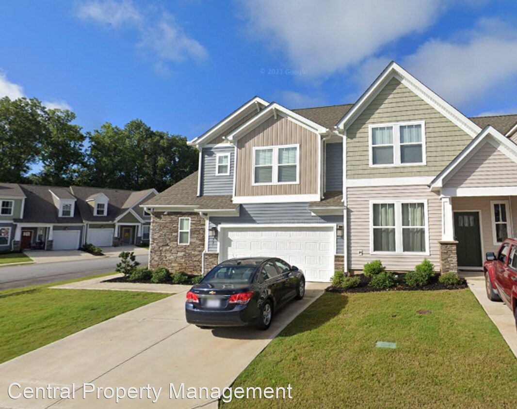 Primary Photo - 3 br, 2.5 bath House - 201 Sprucewood Court