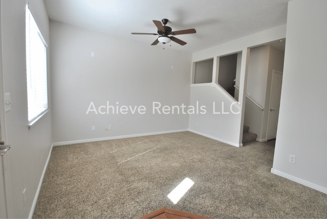 Building Photo - 462 W 1490 N