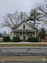 Building Photo - 408 S Main St