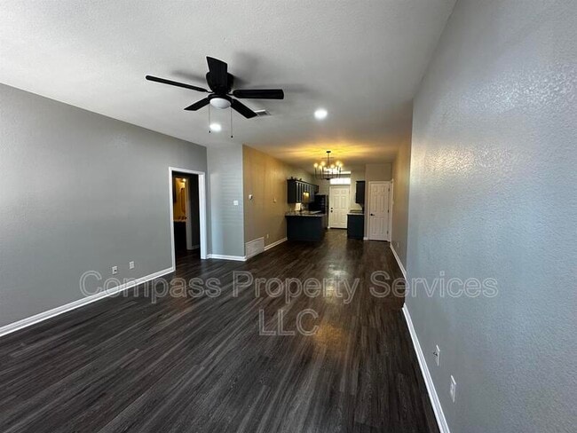 Building Photo - 1613A Bagby Ave