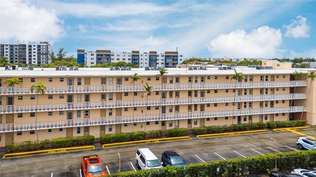 Foto del edificio - 505 E Dania Beach Blvd