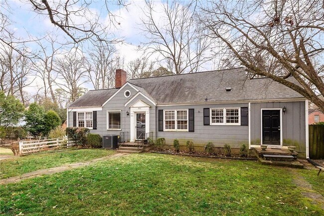 Foto del edificio - 1911 N Decatur Rd