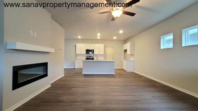 Building Photo - Sophisticated Dream Home-A Must See 3 Bedr...
