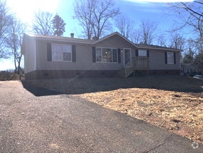 Building Photo - 1416 John Lutz Cir