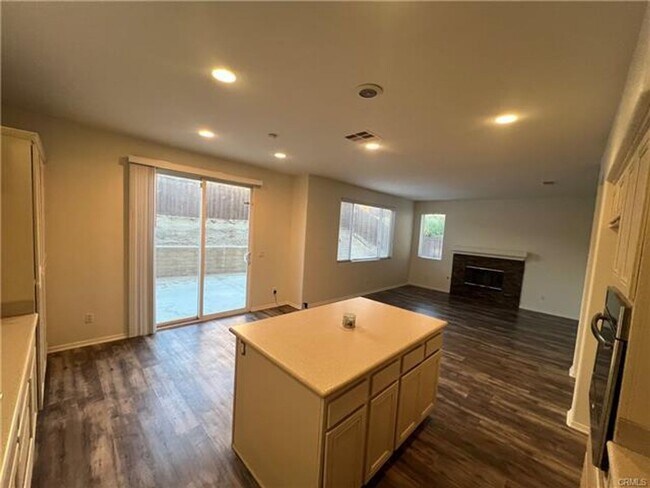 Foto del edificio - Beautiful Menifee Home Near Menifee Lakes Golf Course!