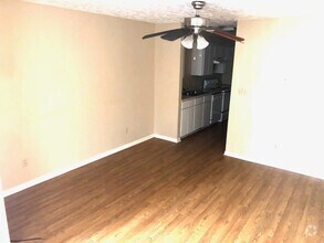 Building Photo - 908 N LBJ Dr