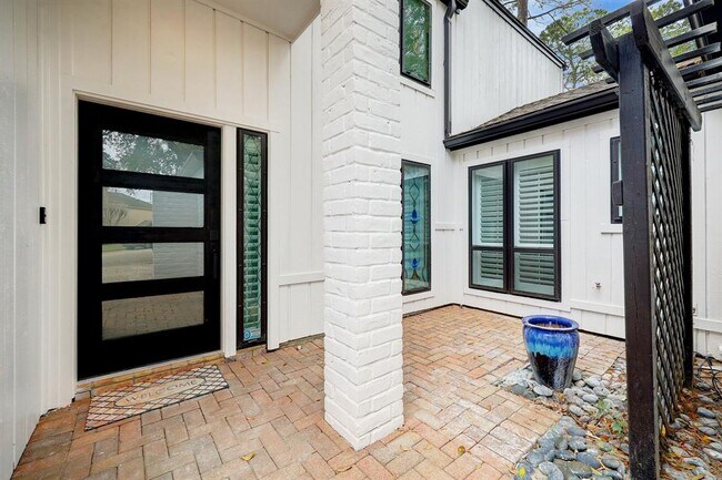 Building Photo - 15723 Island Grove Ct