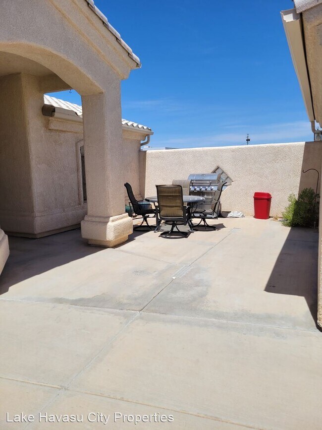 Foto del edificio - 4 br, 3 bath House - 1618 Meadow Lark Ln