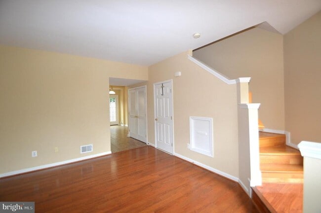 Building Photo - 21081 Pickerelweed Terrace