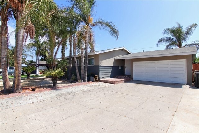 Building Photo - 12382 Twintree Ave