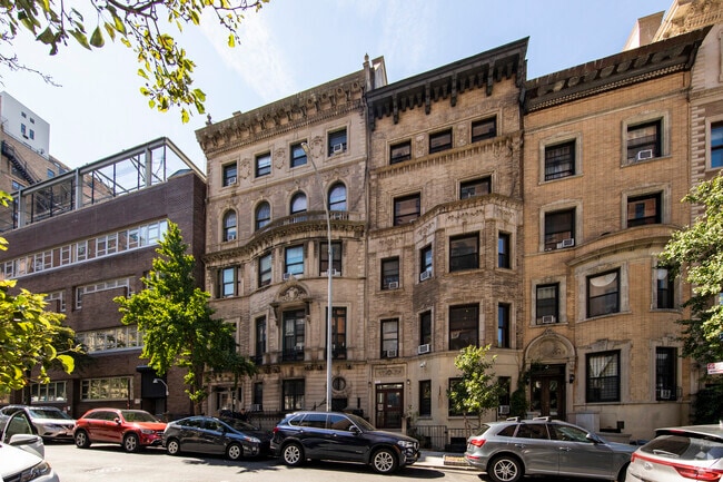 Building Photo - 316 W 75th St