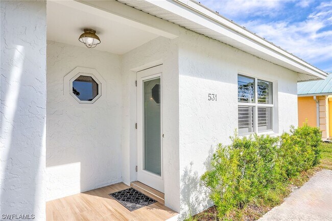 Foto del edificio - 531 109th Ave N