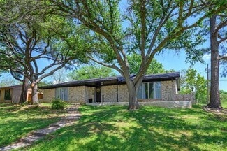 Building Photo - 724 Briarwood Dr