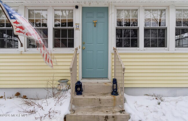 Foto del edificio - 14 Sunset Rd