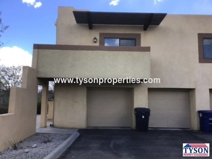 Primary Photo - Lovely Condo in Paradise Hills