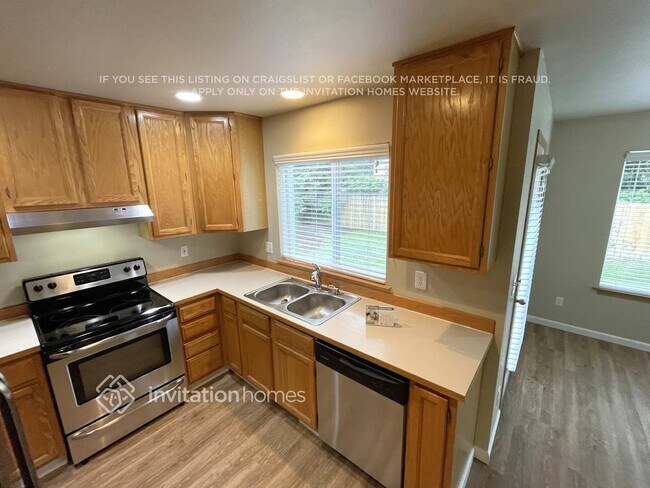 Foto del edificio - 8006 Upper Ridge Rd