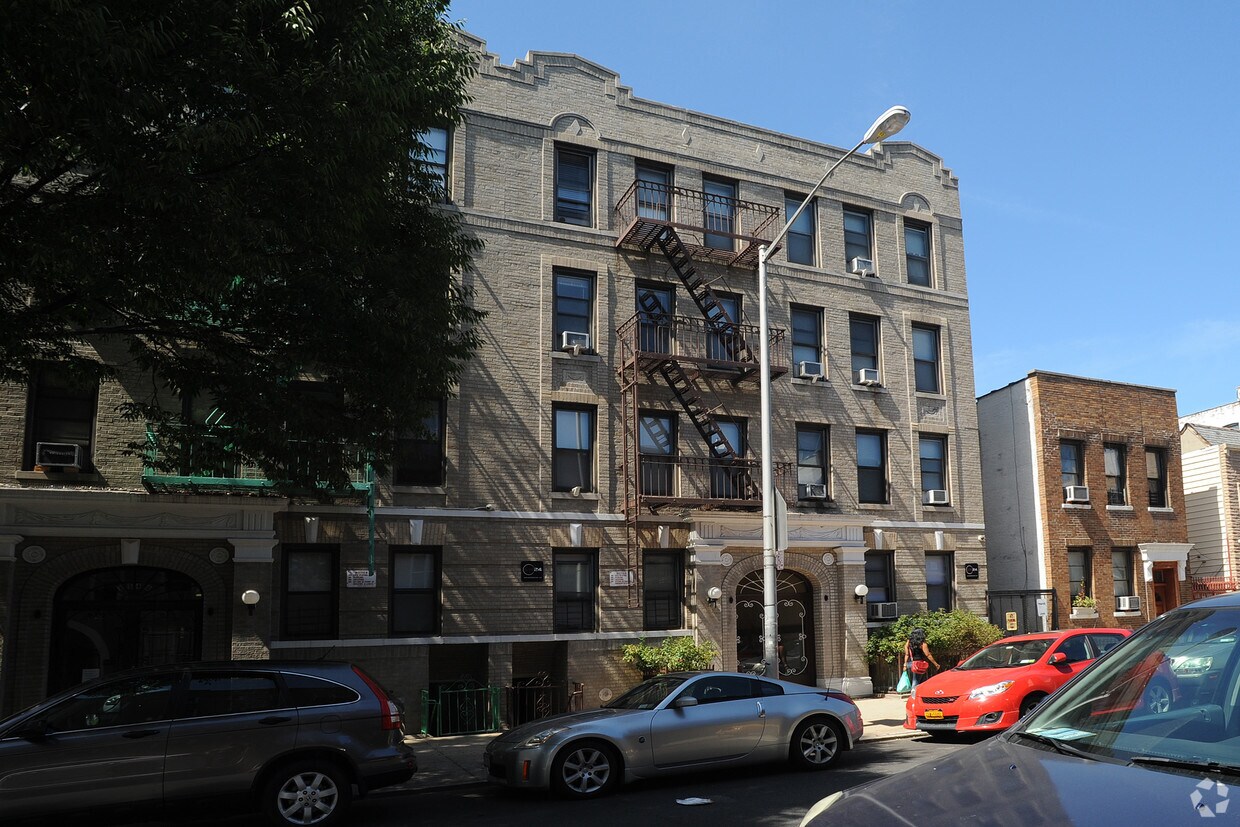 Foto del edificio - 35-47 34th St