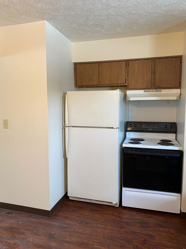 Building Photo - 8154 Stadler Ave