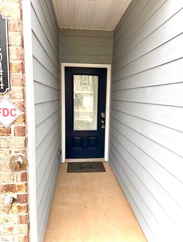 Foto del edificio - 11644 Mendenhall Ct