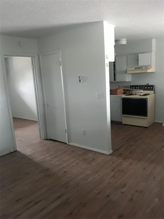 Foto del edificio - 107 Cornwell Dr