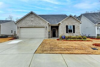 Building Photo - 811 Pineberry Ct