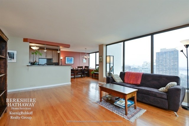 Foto del edificio - 2800 N Lake Shore Dr