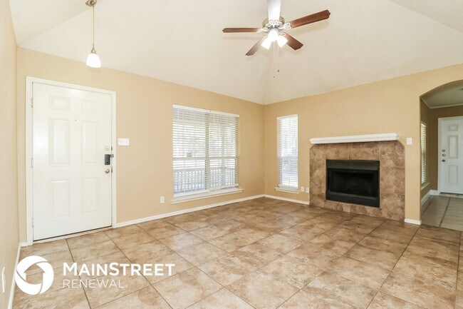 Building Photo - 628 Inwood Rd