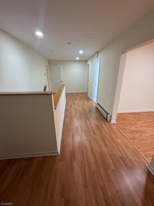 Building Photo - 32 Edisonia Terrace