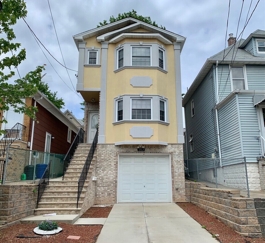 357 Forest St, Kearny, NJ 07032 House Rental in Kearny, NJ