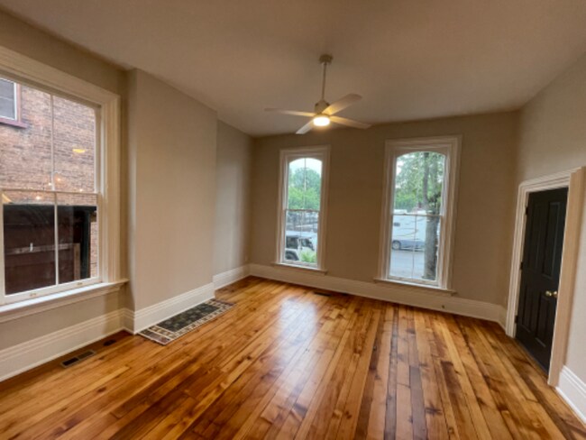 Building Photo - 506 Washington Ave