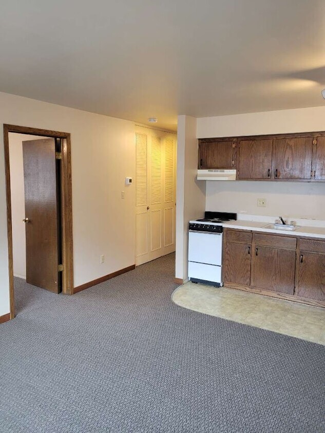 Foto principal - 436 E Main St