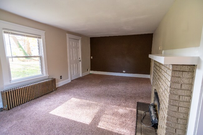 Foto del edificio - 26580 Butternut Ridge Rd
