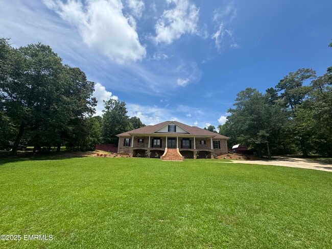 Building Photo - 5232 Stonebriar Dr
