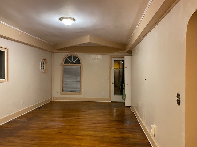 Building Photo - 120 Belmont St