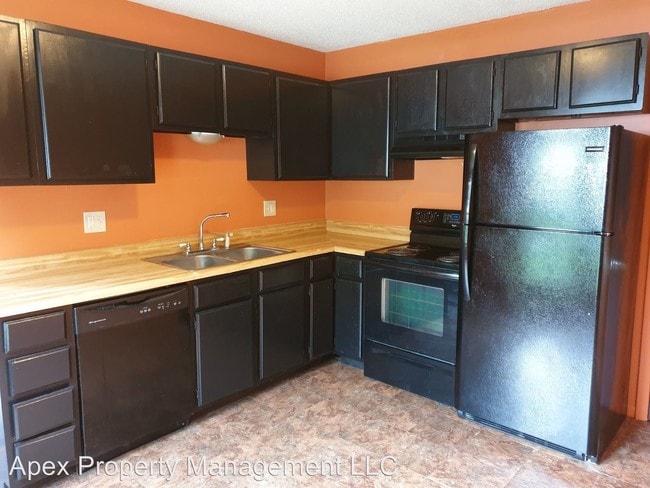 Foto del edificio - 424 Cross Creek Rd