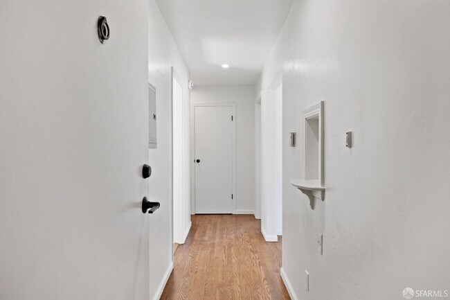 Foto del edificio - 2395 27th Ave