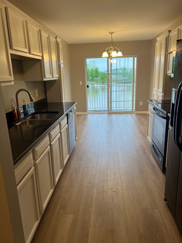 Foto principal - 48425 Manor Bridge Dr
