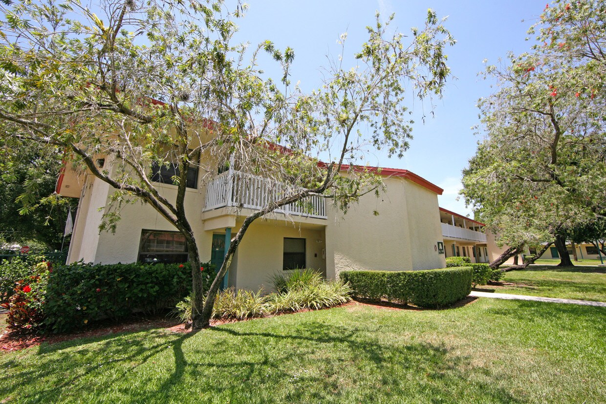 Virginia Park Residences Apartments Fort Pierce, FL