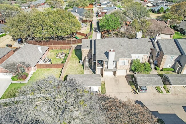 Building Photo - 1700 Amelia Ct