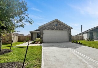 Building Photo - 9227 Terrace Dr