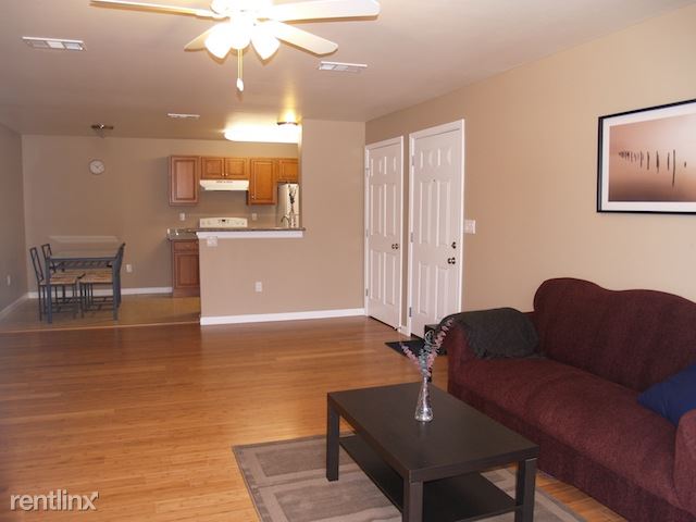 Foto del edificio - 1002 Waverly Dr